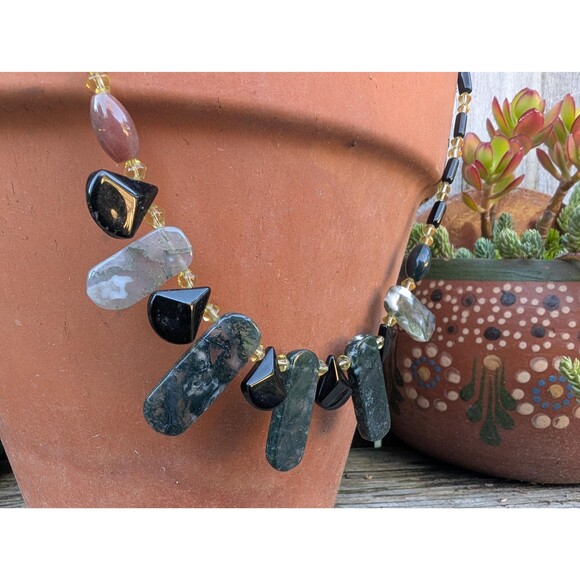 Vintage Moss Agate Beaded Stone Necklace - Picture 4 of 16